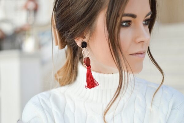 Clip-On vs Pierced Earrings: Which Is the Best for You?
