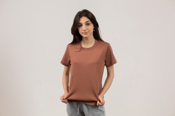 What Colors Go With Brown Clothes? (6 Color Ideas)